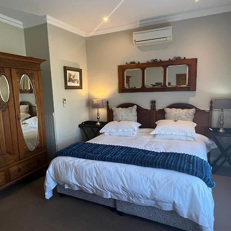 La Pension Guest House Oudtshoorn Luaran gambar