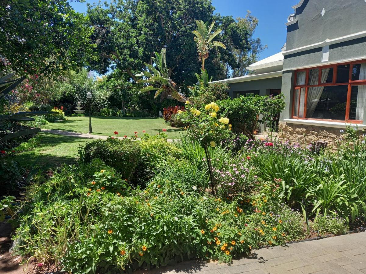 La Pension Guest House Oudtshoorn Luaran gambar