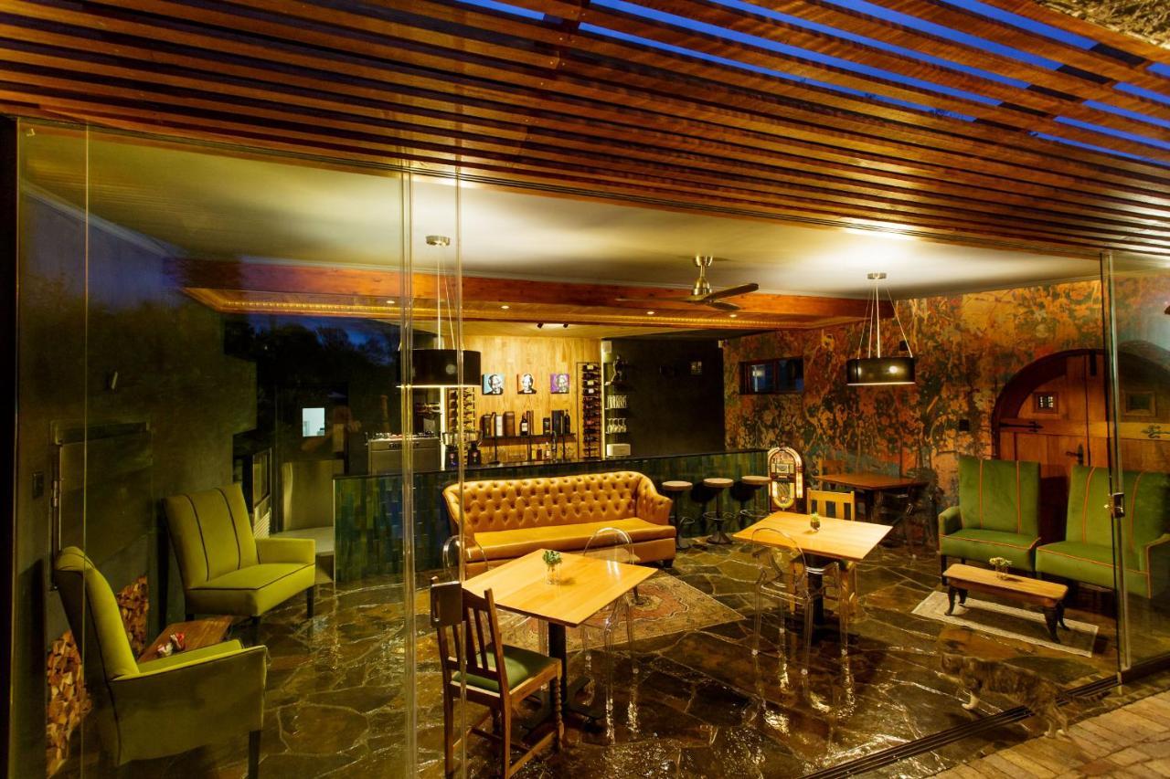 La Pension Guest House Oudtshoorn Luaran gambar