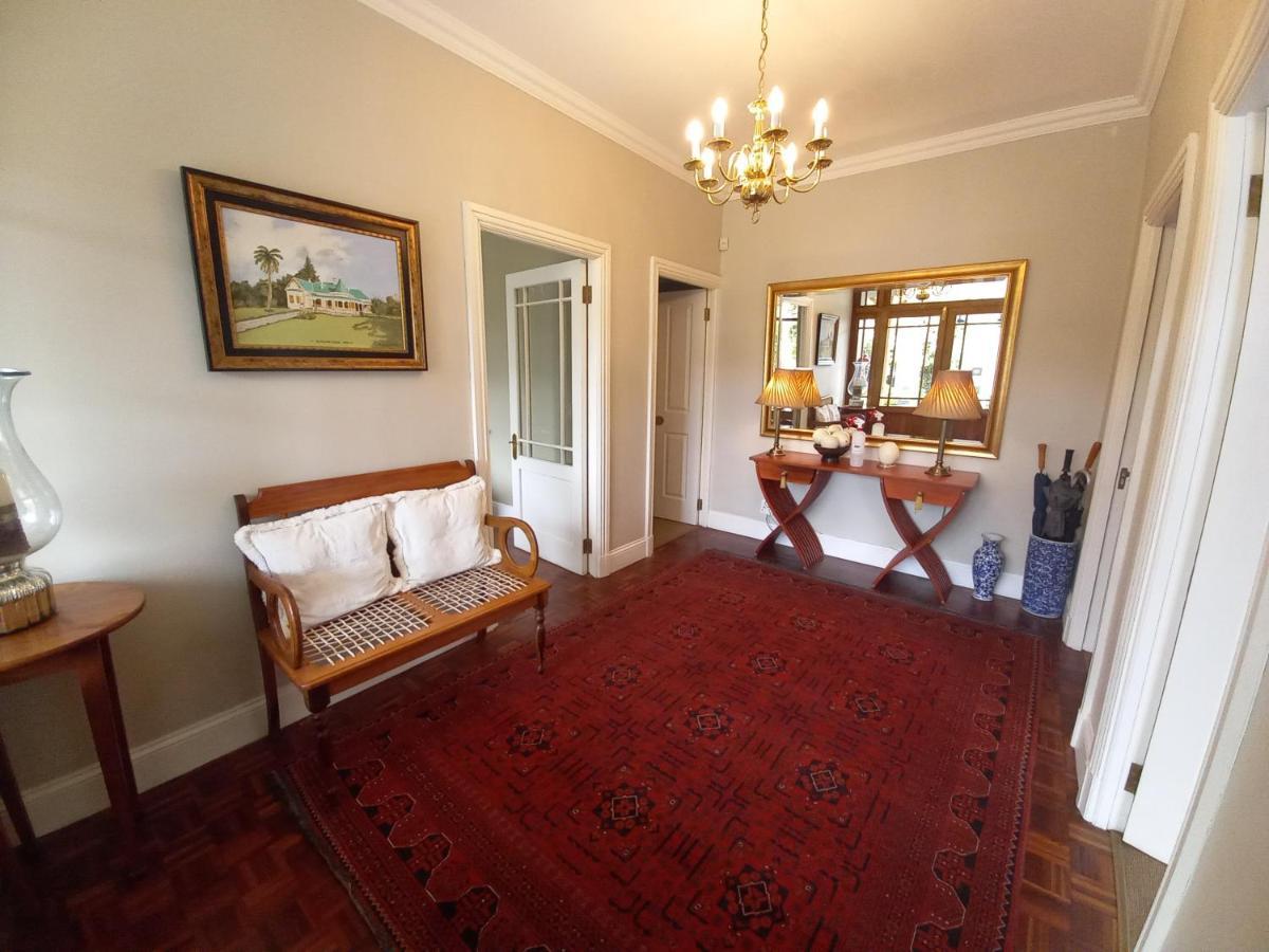 La Pension Guest House Oudtshoorn Luaran gambar