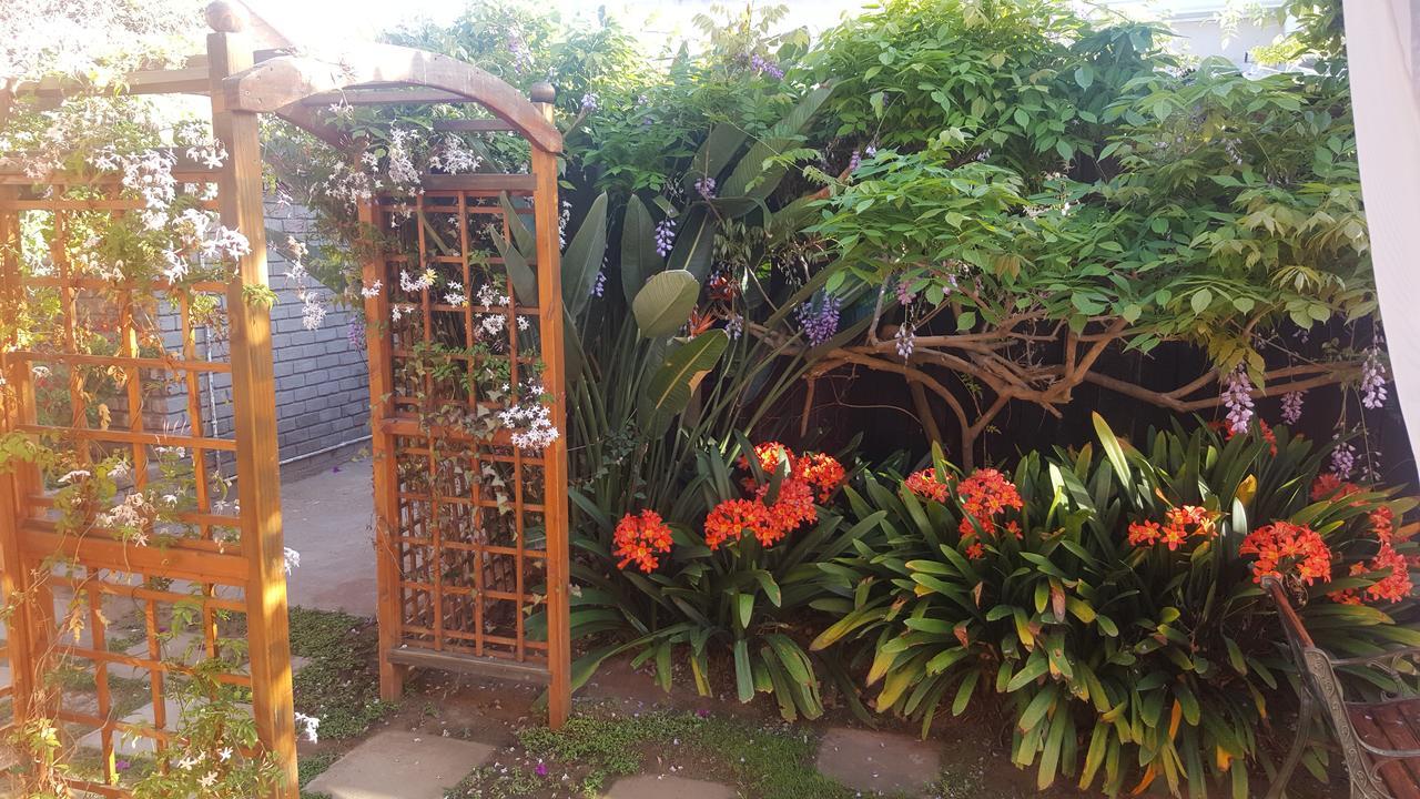 La Pension Guest House Oudtshoorn Luaran gambar